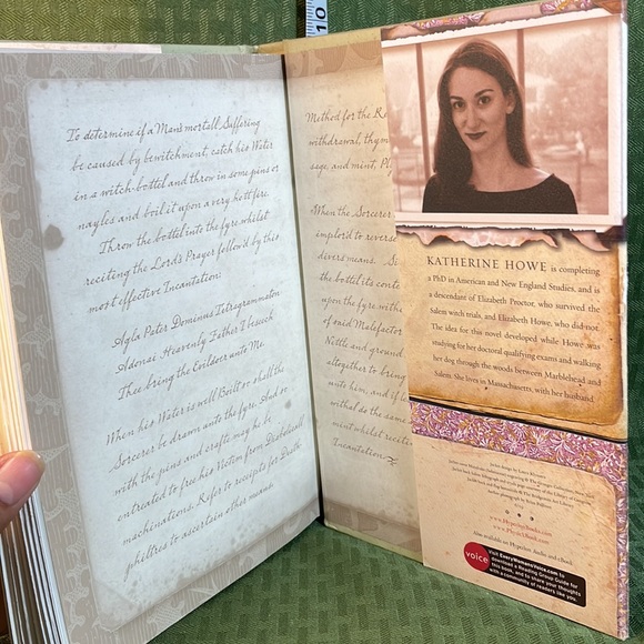 The Physick book of Deliverance Dane by Katherine Howe Hard cover book - Picture 6 of 7